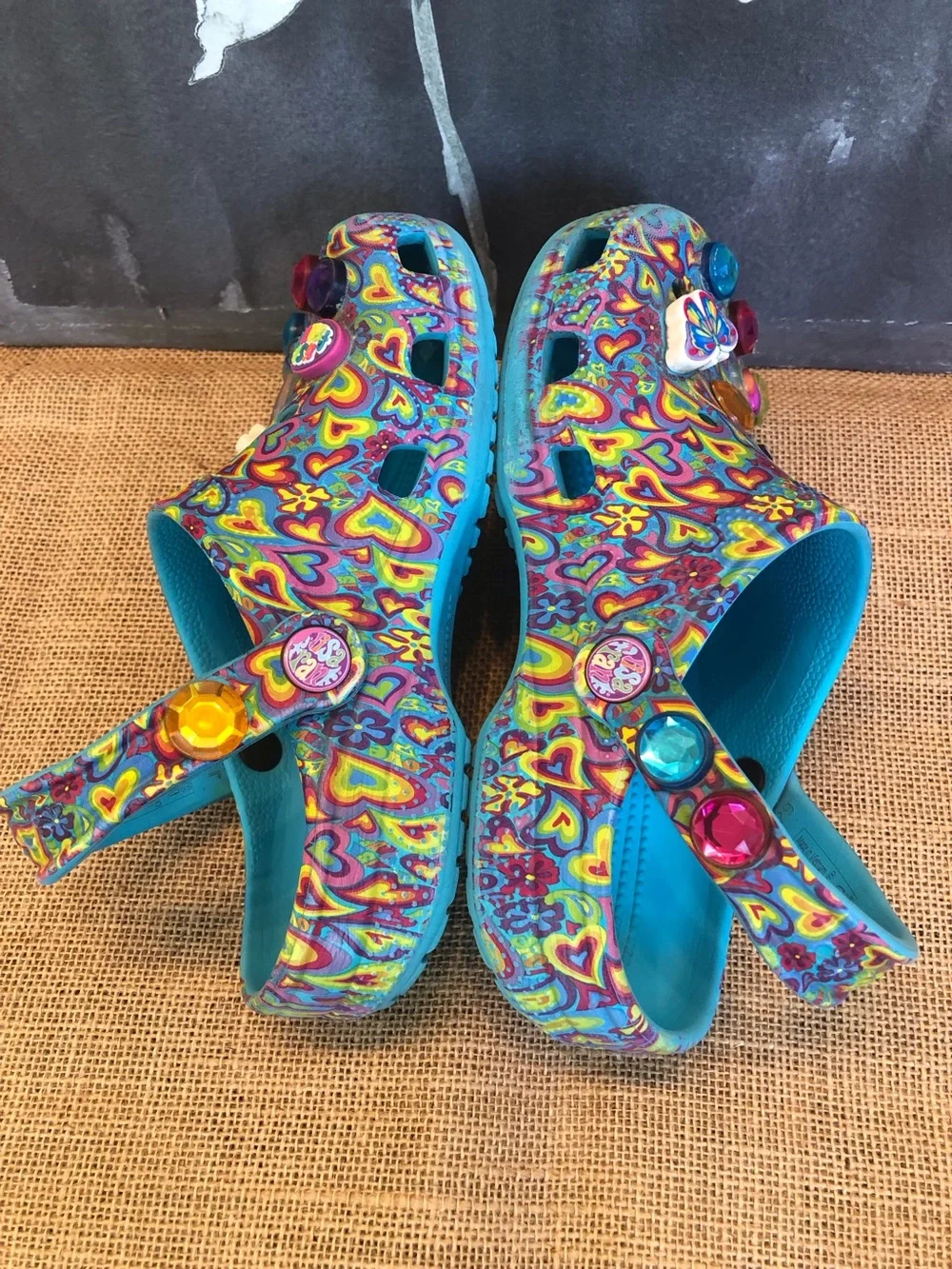 Crocs x Lisa Frank Clogs sz J2